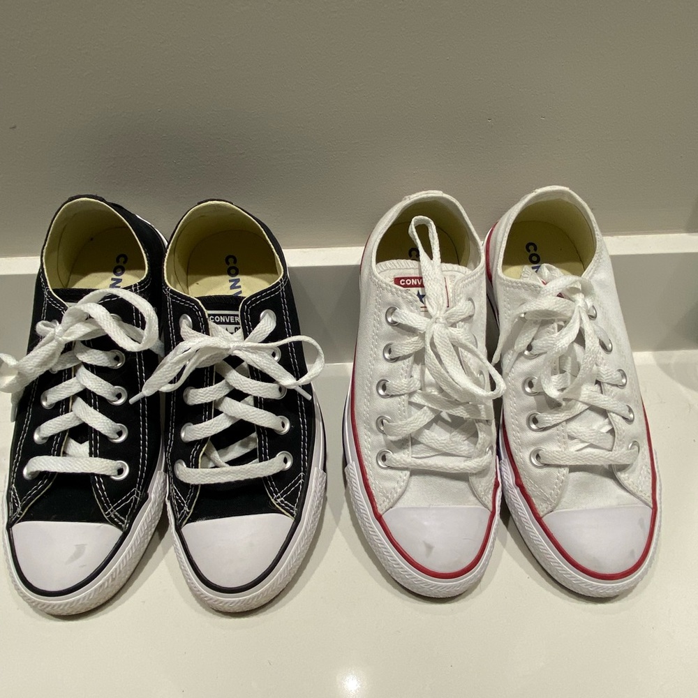 2 FOR 1: CONVERSE CHUCK TAYLOR ALL STAR CLASSIC - LOW (WIDE WIDTH)